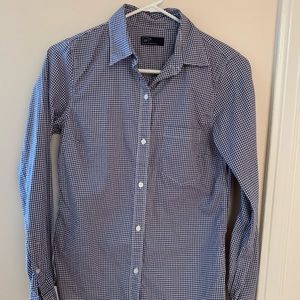 Gap Womens plaid double weave boyfriend shirt